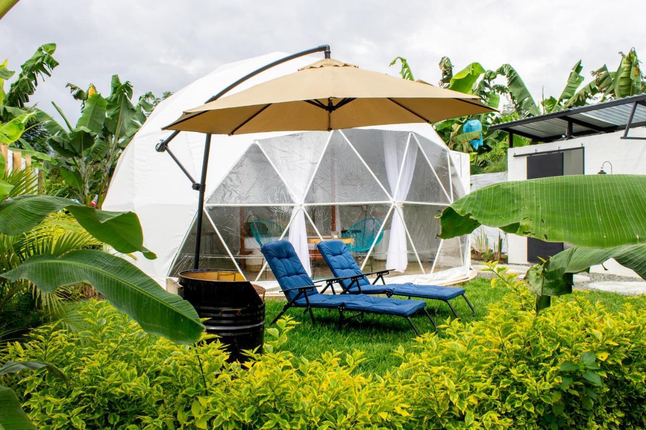 Orange Glamping Villa กิมบายา ภายนอก รูปภาพ