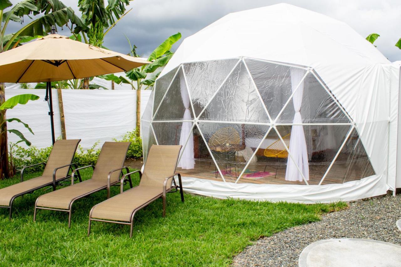 Orange Glamping Villa กิมบายา ภายนอก รูปภาพ