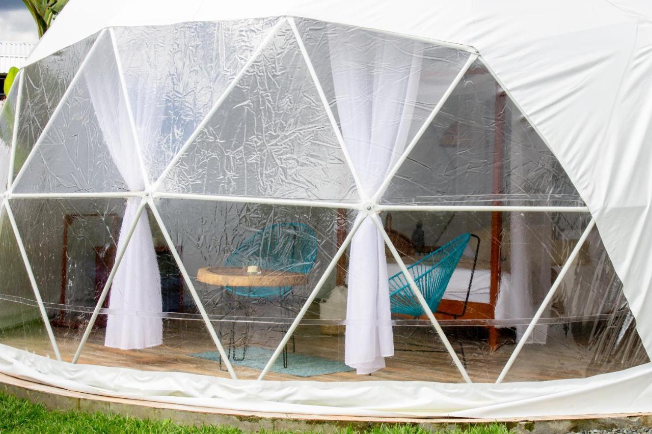 Orange Glamping Villa กิมบายา ภายนอก รูปภาพ