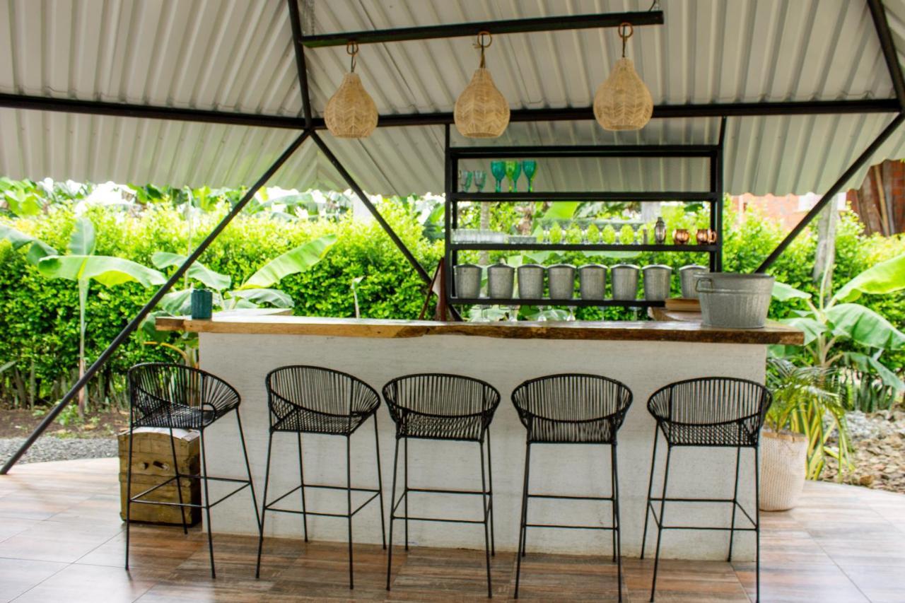 Orange Glamping Villa กิมบายา ภายนอก รูปภาพ